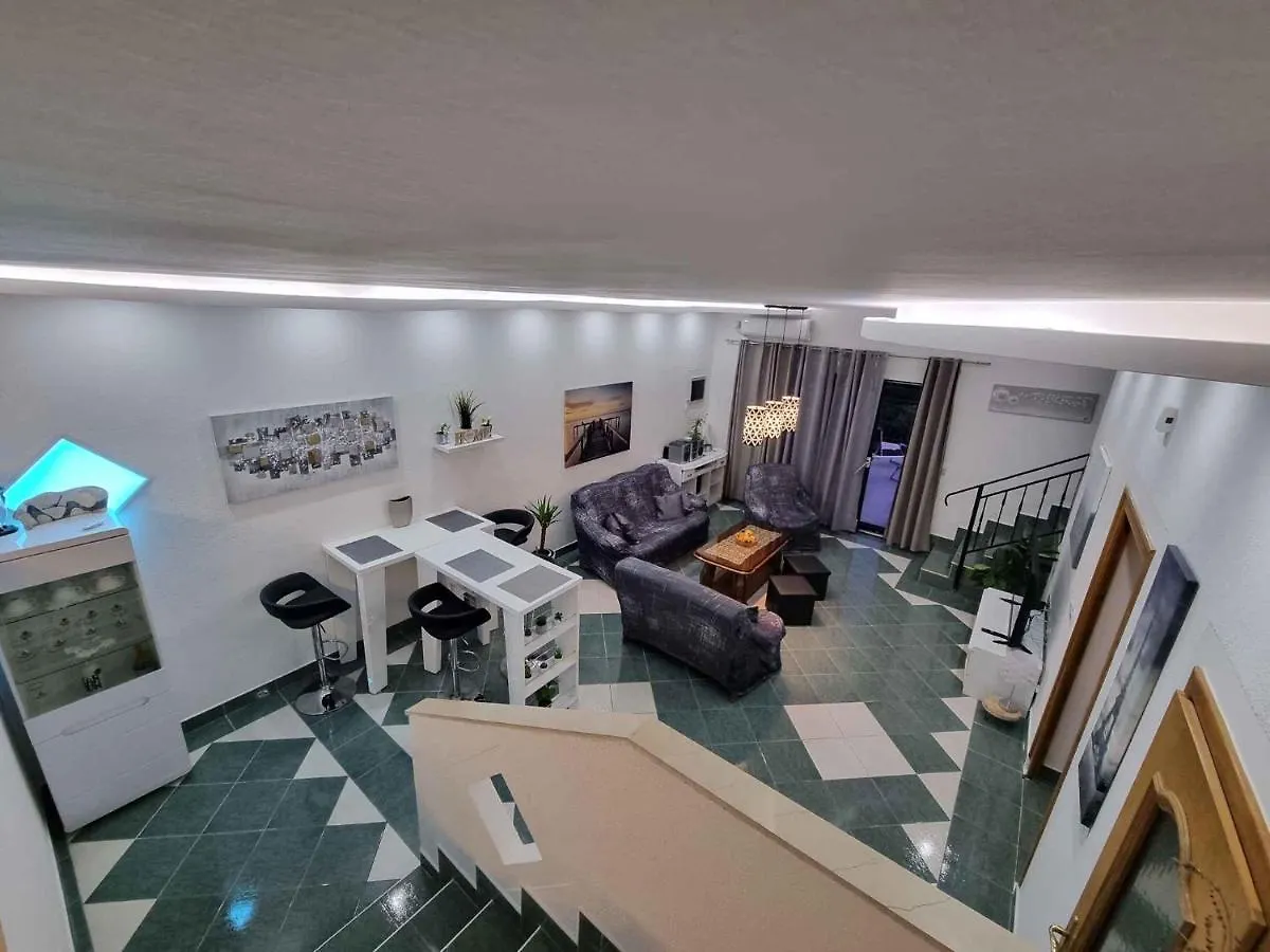 Holiday Home In Jadranovo 41882