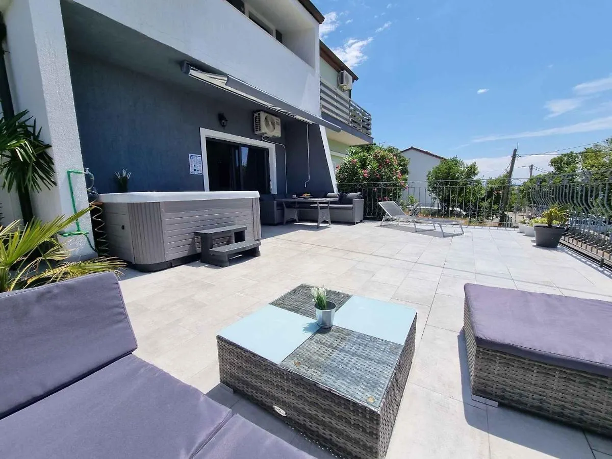 Holiday Home In Jadranovo 41882 Croatia